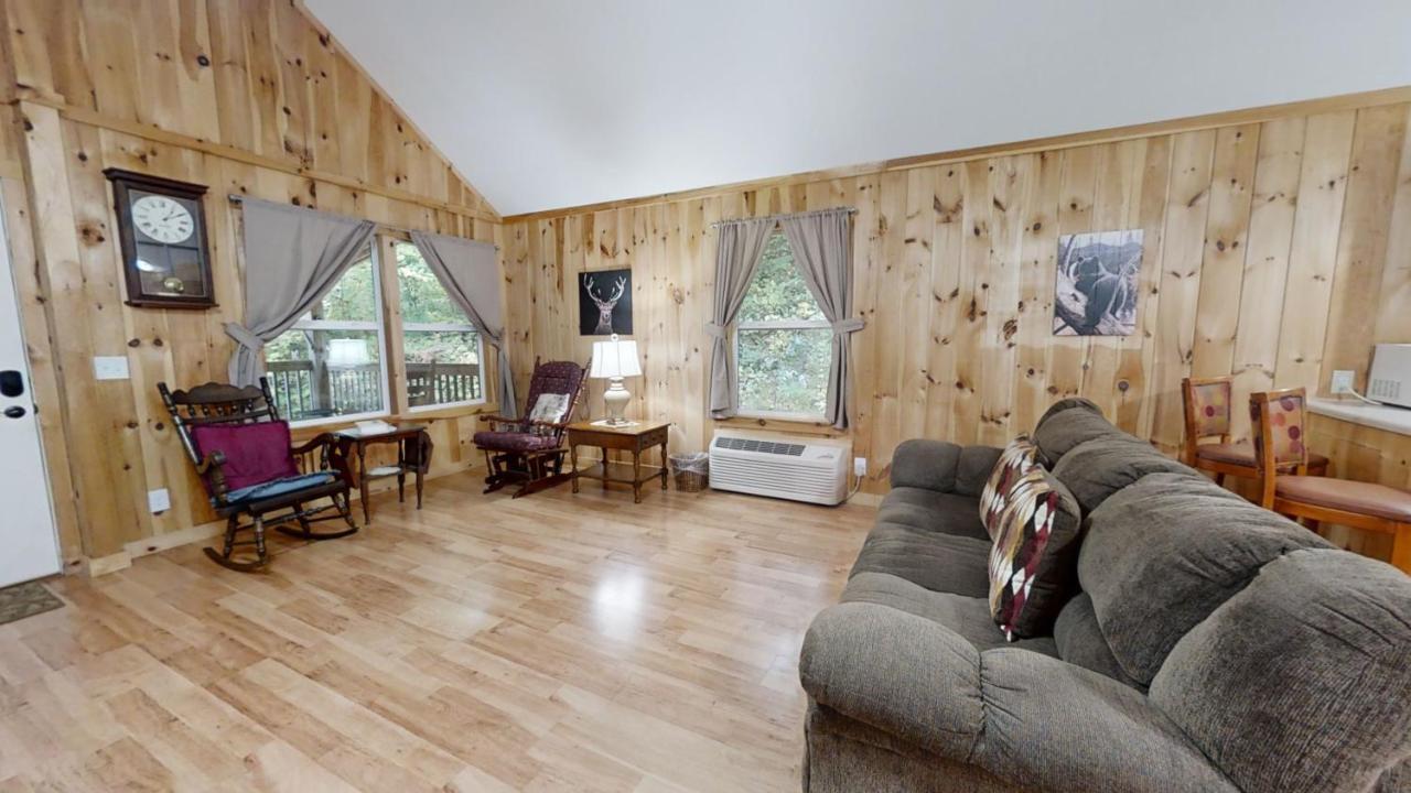 Tranquil Valley Retreat Cabin Sevierville Εξωτερικό φωτογραφία